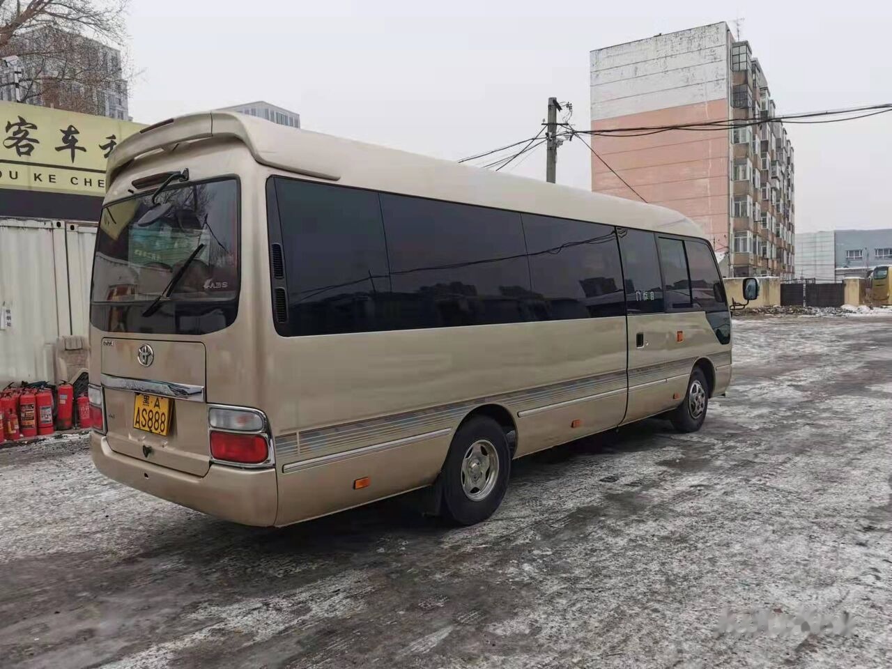 Toyota 29 SEATS COASTER - Városi busz: 2 kép. Toyota 29 SEATS COASTER - Városi busz: 2 kép.