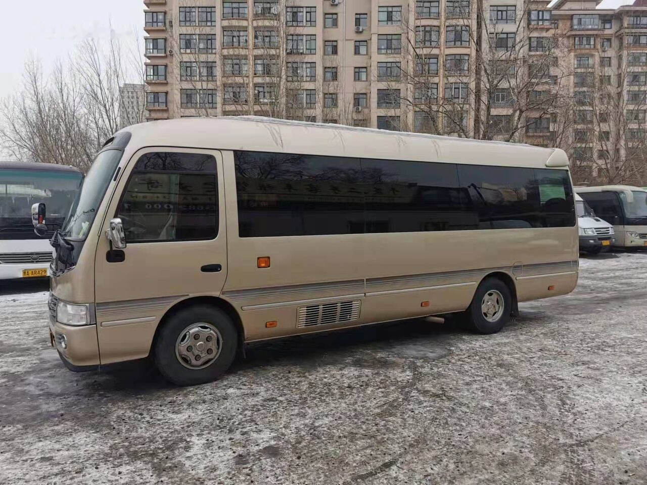 Toyota 29 SEATS COASTER - Városi busz: 5 kép. Toyota 29 SEATS COASTER - Városi busz: 5 kép.