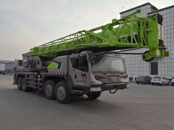 Zoomlion ZTC 700V - Autódaru: 1 kép. Zoomlion ZTC 700V - Autódaru: 1 kép.
