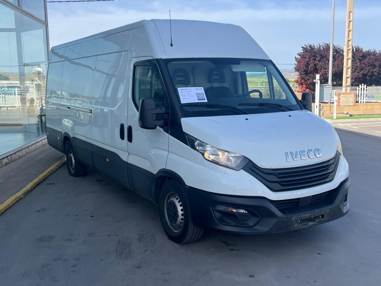 Furgón IVECO 35S14 16m3 Hi-matic - Furgon: 3 kép. Furgón IVECO 35S14 16m3 Hi-matic - Furgon: 3 kép.