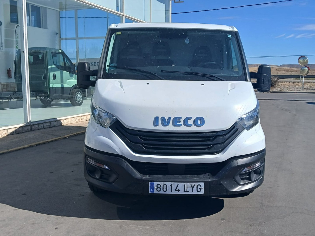 Furgón IVECO 35S16 V 9m3 - Furgon: 2 kép. Furgón IVECO 35S16 V 9m3 - Furgon: 2 kép.