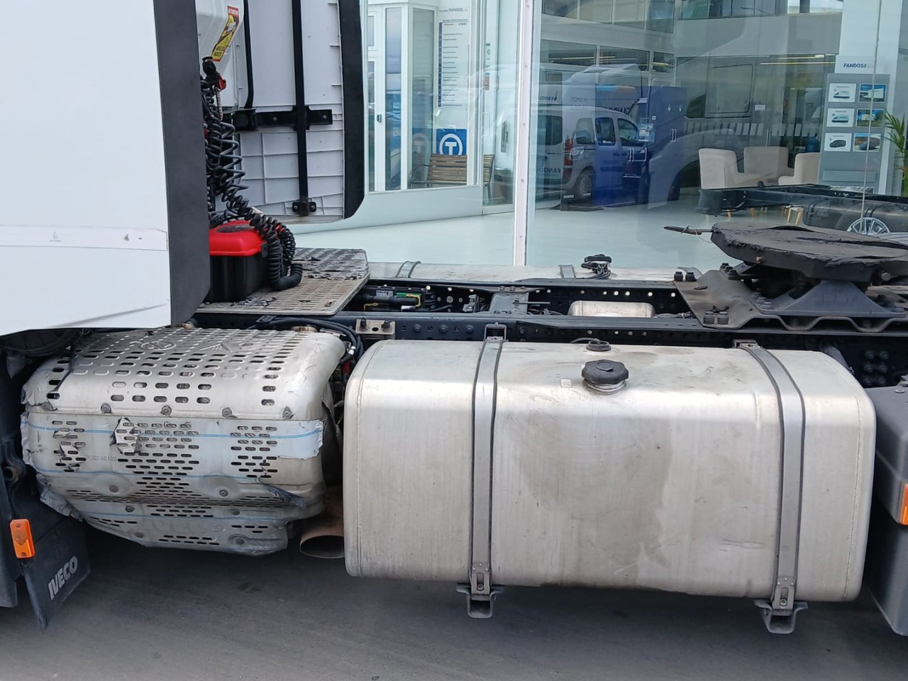 Cabeza Tractora IVECO 460 AUTOMATICO INTARDER ADR - Nyergesvontató: 5 kép. Cabeza Tractora IVECO 460 AUTOMATICO INTARDER ADR - Nyergesvontató: 5 kép.