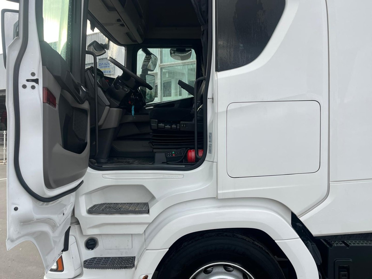 Nyergesvontató Cabeza Tractora Scania R450 AUTOMATICO-INTARDER: 9 kép.