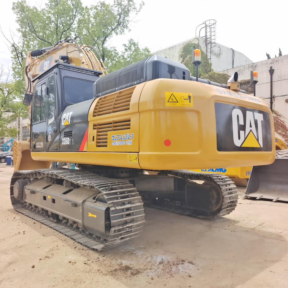 CAT 336D2 L CATERPILLAR 336D2 L - Lánctalpas kotró: 4 kép. CAT 336D2 L CATERPILLAR 336D2 L - Lánctalpas kotró: 4 kép.