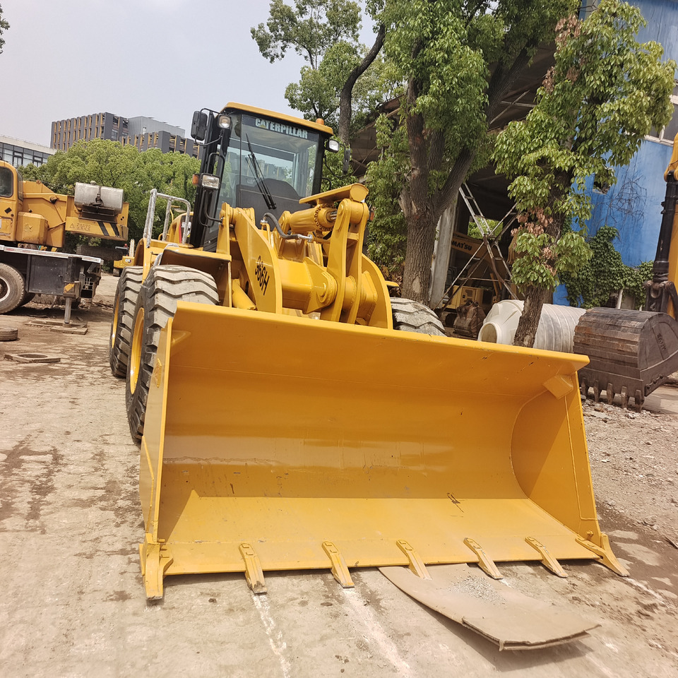 CAT 966H CATERPILLAR 966 H - Gumikerekes homlokrakodó: 4 kép. CAT 966H CATERPILLAR 966 H - Gumikerekes homlokrakodó: 4 kép.