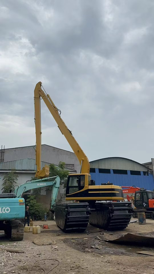 CATERPILLAR 320BL 320CL DREDGER - Kétéltű kotrógép: 5 kép. CATERPILLAR 320BL 320CL DREDGER - Kétéltű kotrógép: 5 kép.