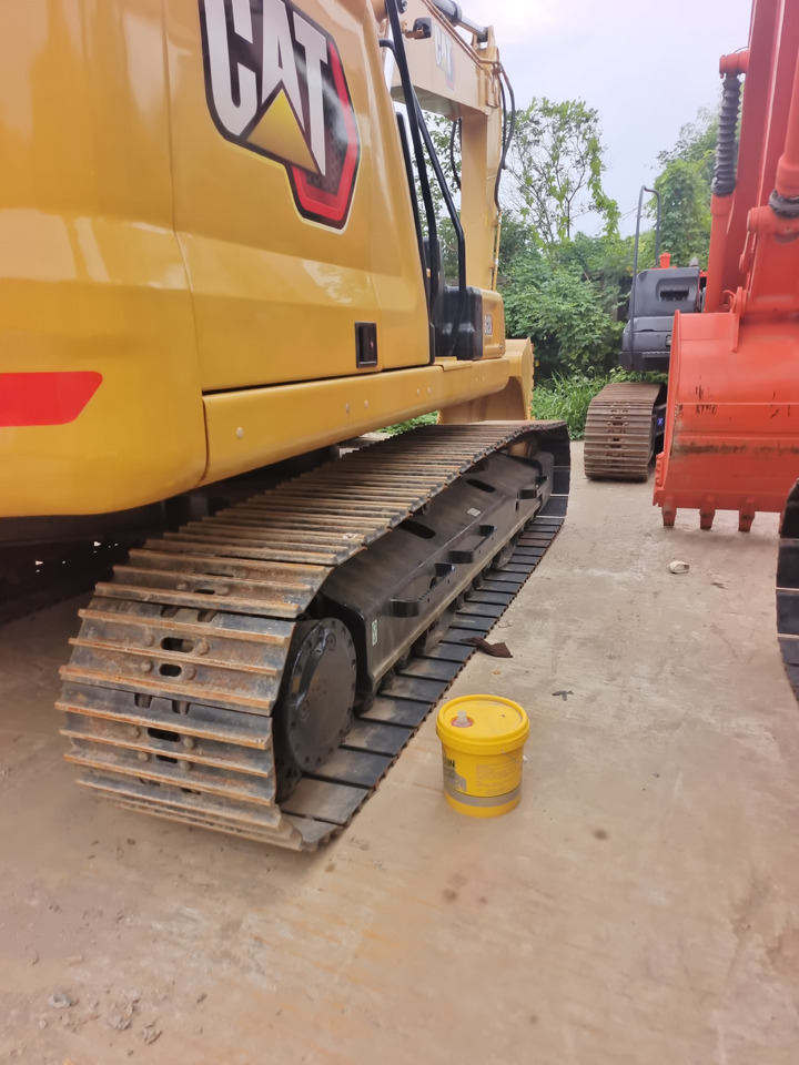 CATERPILLAR 323GC CAT - Lánctalpas kotró: 4 kép. CATERPILLAR 323GC CAT - Lánctalpas kotró: 4 kép.