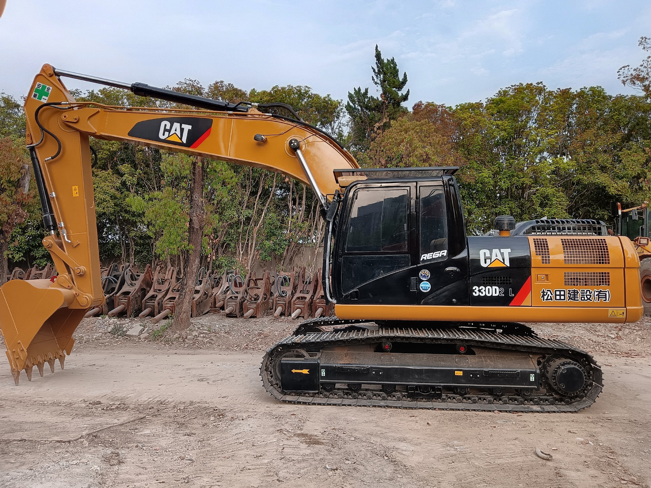 CATERPILLAR 330 CAT 330D 330D2 L 336 D 2 L - Lánctalpas kotró: 1 kép. CATERPILLAR 330 CAT 330D 330D2 L 336 D 2 L - Lánctalpas kotró: 1 kép.