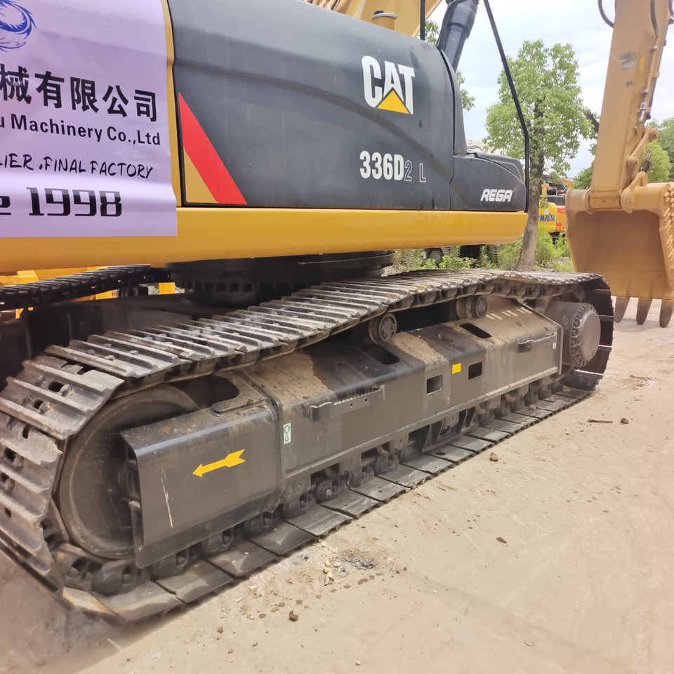 CATERPILLAR 336D CAT 336 D2L - Lánctalpas kotró: 5 kép. CATERPILLAR 336D CAT 336 D2L - Lánctalpas kotró: 5 kép.