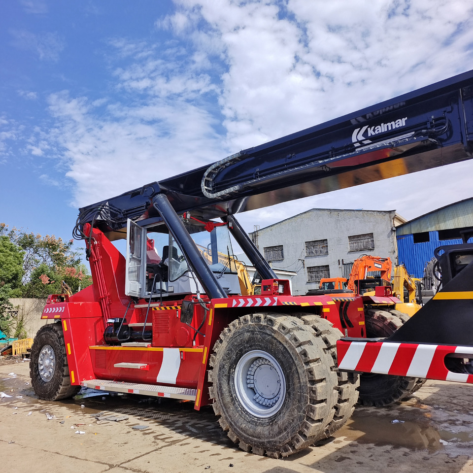KALMAR drf450 DRF450 DRT DRD DRU DRS - Konténerrakodó: 3 kép. KALMAR drf450 DRF450 DRT DRD DRU DRS - Konténerrakodó: 3 kép.