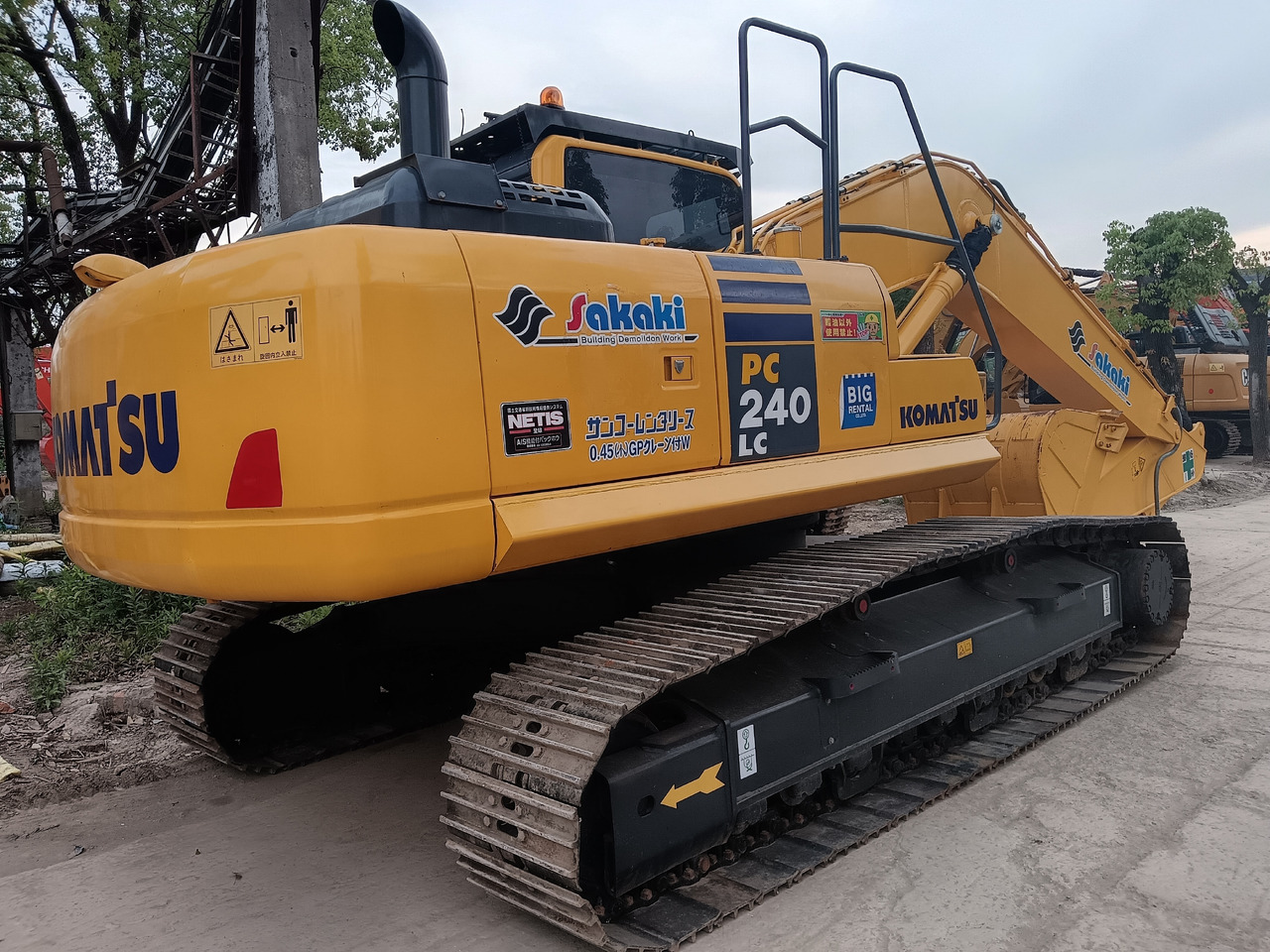 Lánctalpas kotró KOMATSU PC 240 LC: 1 kép.