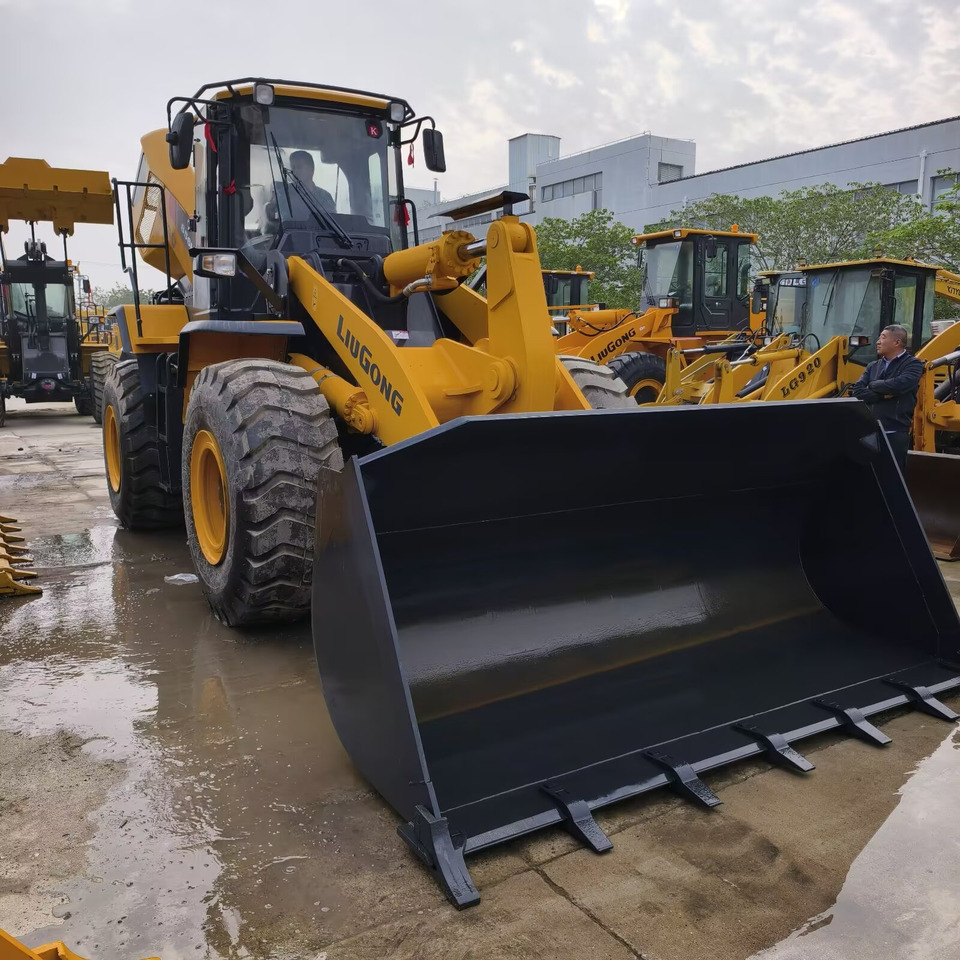Gumikerekes homlokrakodó LIUGONG 856H integrates ZF Powershift transmissions: 18 kép.