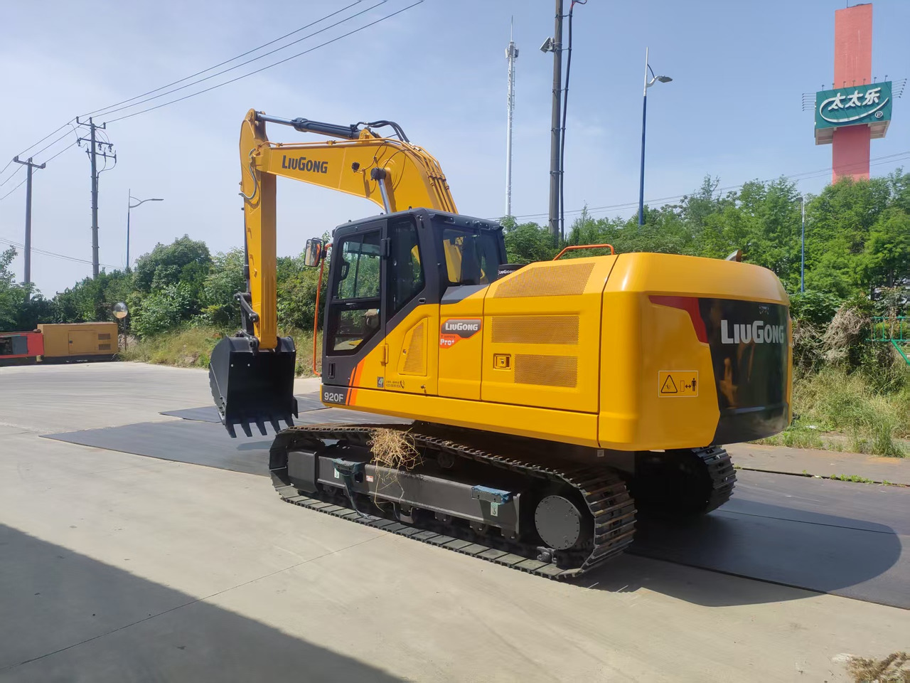 LIUGONG 920FG4 100% Brand New 21.5 TON 20 TON - Lánctalpas kotró: 1 kép. LIUGONG 920FG4 100% Brand New 21.5 TON 20 TON - Lánctalpas kotró: 1 kép.