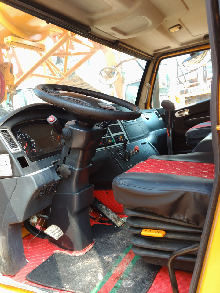 XCMG XCT50K - Autódaru: 3 kép. XCMG XCT50K - Autódaru: 3 kép.