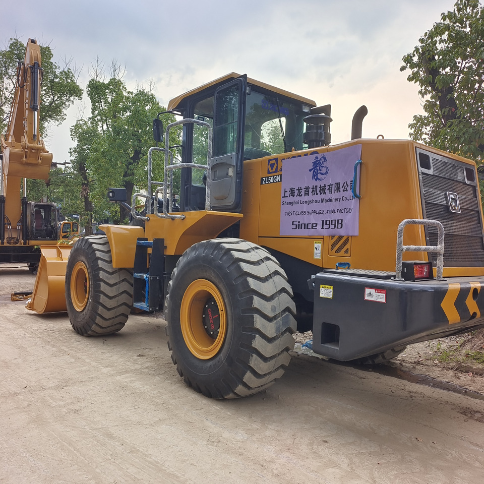 XCMG ZL 50 GN ZL50GN - Gumikerekes homlokrakodó: 1 kép. XCMG ZL 50 GN ZL50GN - Gumikerekes homlokrakodó: 1 kép.
