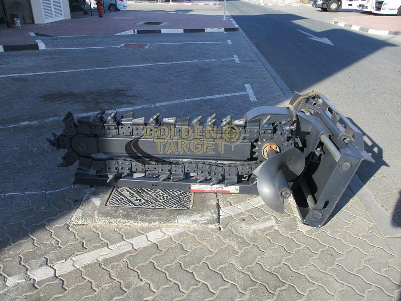 Bobcat LT 414 - Rakodógép: 2 kép. Bobcat LT 414 - Rakodógép: 2 kép.