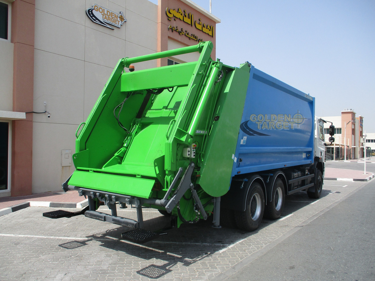 DAF CF 85.410 6x4 Garbage Truck - Szemetesautó: 3 kép. DAF CF 85.410 6x4 Garbage Truck - Szemetesautó: 3 kép.