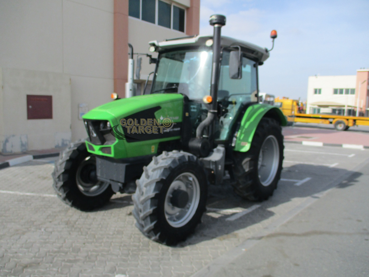 DEUTZ 6110.4W - Traktor: 2 kép. DEUTZ 6110.4W - Traktor: 2 kép.