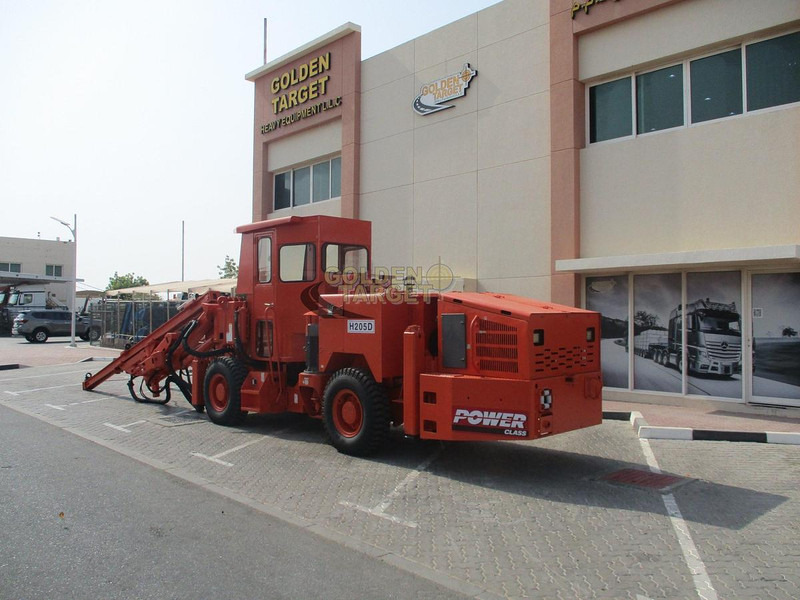 Tamrock H205D - Építőipari gépek: 4 kép. Tamrock H205D - Építőipari gépek: 4 kép.