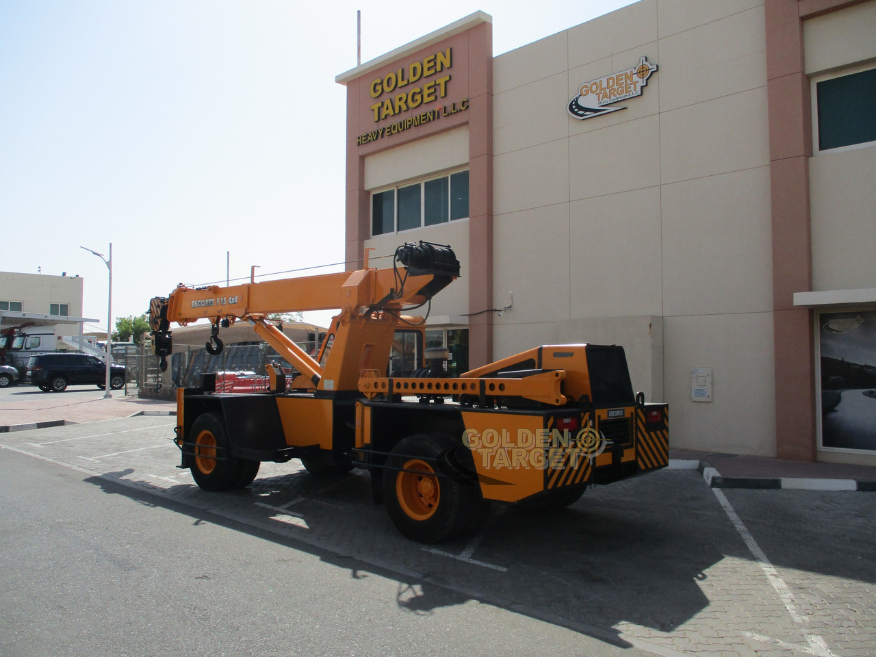 Escorts F15 4x4 Pick n Carry Crane - Autódaru: 4 kép. Escorts F15 4x4 Pick n Carry Crane - Autódaru: 4 kép.