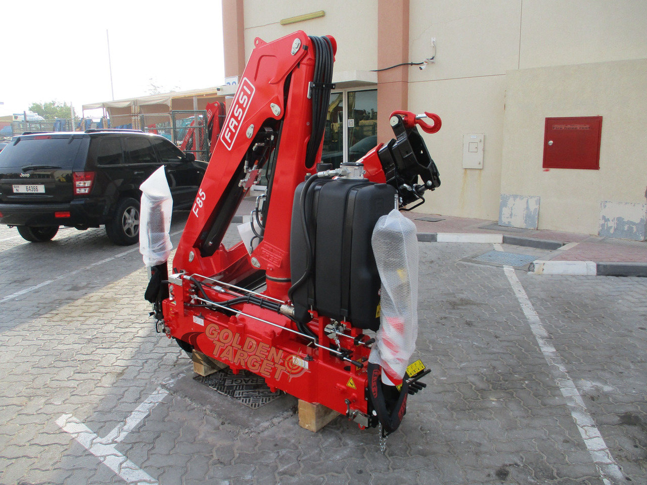 Fassi F85B.0.22 Loader Crane - Rakodódaru: 1 kép. Fassi F85B.0.22 Loader Crane - Rakodódaru: 1 kép.