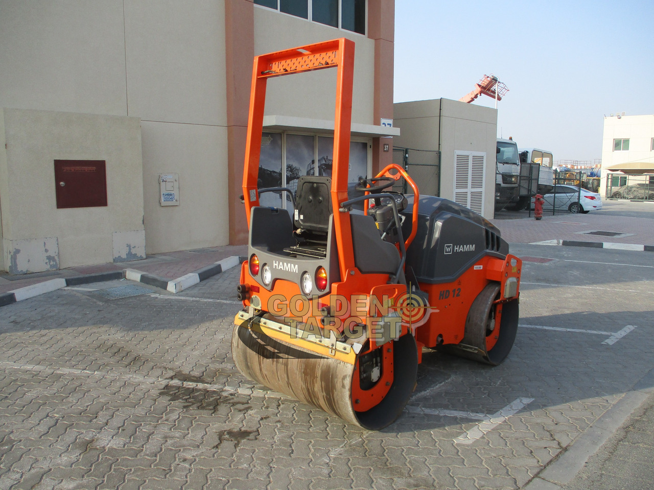 HAMM HD12VV TANDEM ROLLER - Úthenger: 3 kép. HAMM HD12VV TANDEM ROLLER - Úthenger: 3 kép.