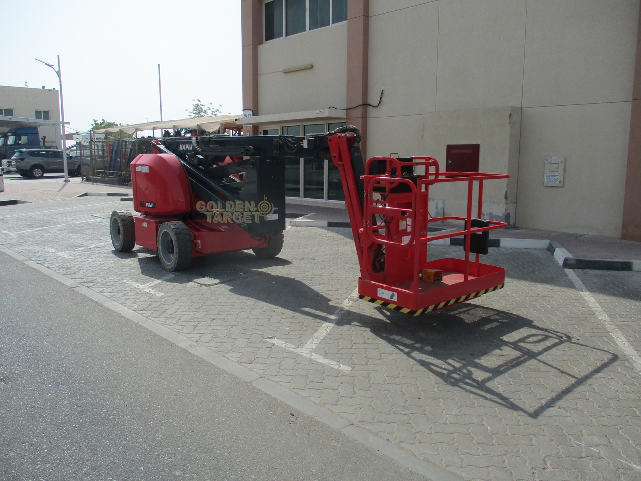 Hered HA14JE Electric Articulating Boom Lift - Személyemelő: 4 kép. Hered HA14JE Electric Articulating Boom Lift - Személyemelő: 4 kép.