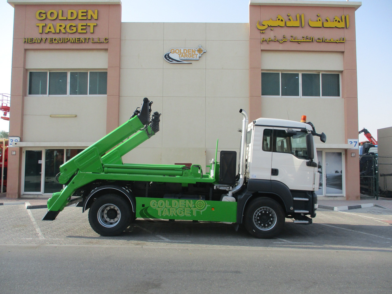MAN TGS 18.440 4x2 Skip Loader - Konténerszállító: 5 kép. MAN TGS 18.440 4x2 Skip Loader - Konténerszállító: 5 kép.