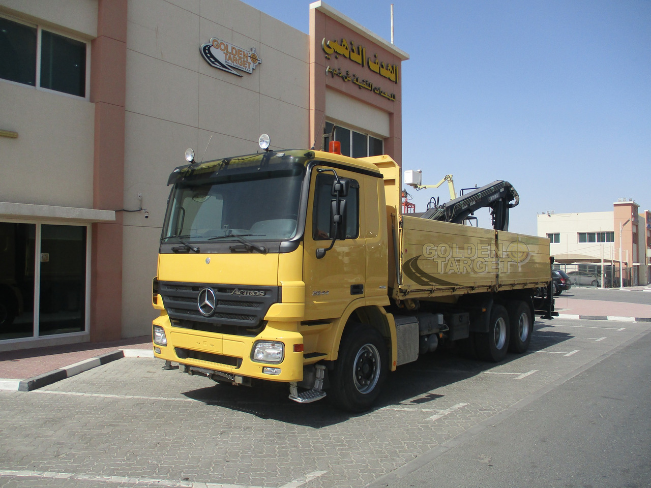 MERCEDES-BENZ ACTROS 2644 6×4 with ATLAS 165.2 Block Crane - Darus autó: 2 kép. MERCEDES-BENZ ACTROS 2644 6×4 with ATLAS 165.2 Block Crane - Darus autó: 2 kép.