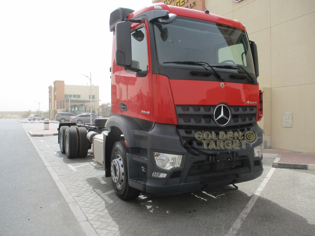 MERCEDES-BENZ Arocs 3348 6x4 Chassis - Alvaz teherautó: 1 kép. MERCEDES-BENZ Arocs 3348 6x4 Chassis - Alvaz teherautó: 1 kép.