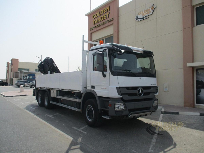 Mercedes-Benz Actros 2636 - Autódaru: 1 kép. Mercedes-Benz Actros 2636 - Autódaru: 1 kép.