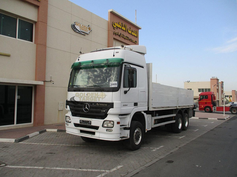 Mercedes-Benz Actros 3354 - Félpótkocsi alváz: 2 kép. Mercedes-Benz Actros 3354 - Félpótkocsi alváz: 2 kép.