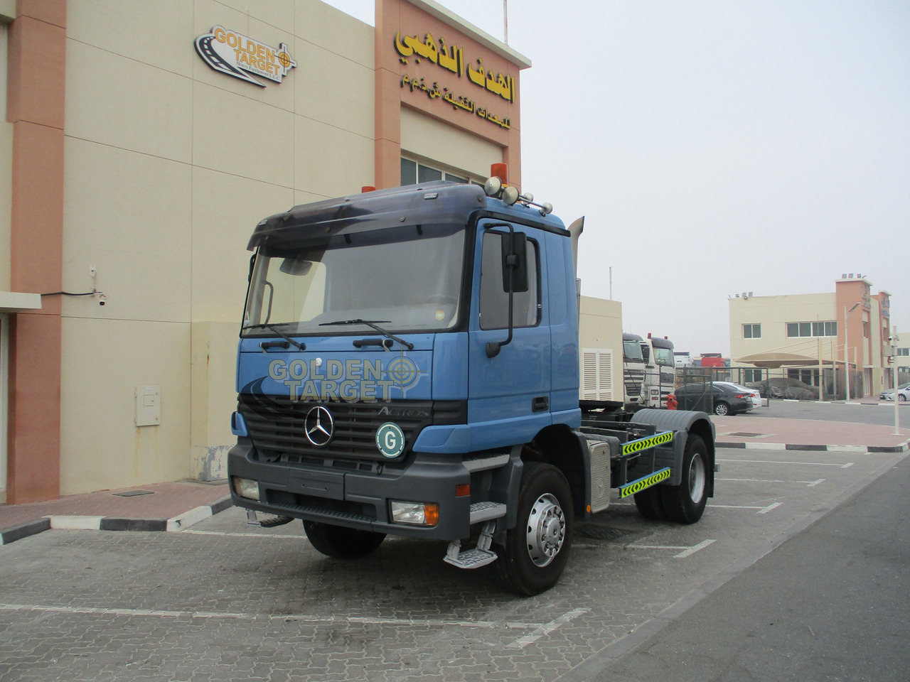 MERCEDES-BENZ Actros 1840 4x4 Head Truck - Nyergesvontató: 2 kép. MERCEDES-BENZ Actros 1840 4x4 Head Truck - Nyergesvontató: 2 kép.