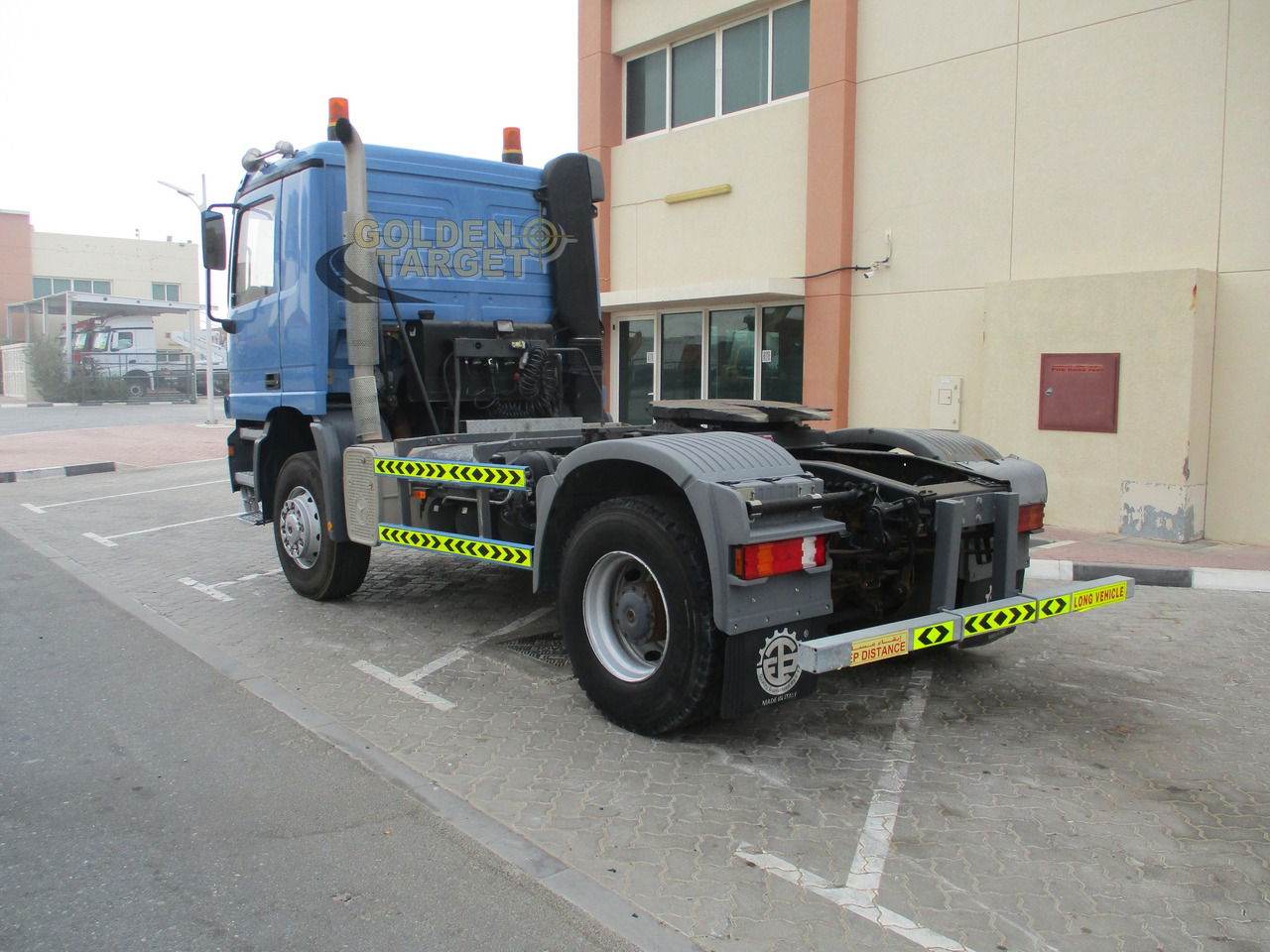 MERCEDES-BENZ Actros 1840 4x4 Head Truck - Nyergesvontató: 4 kép. MERCEDES-BENZ Actros 1840 4x4 Head Truck - Nyergesvontató: 4 kép.
