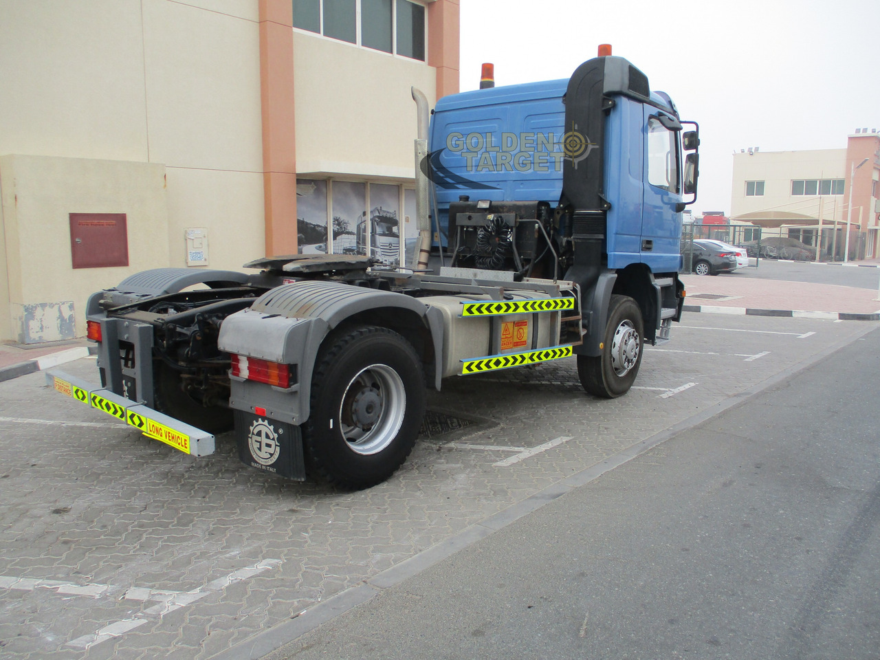MERCEDES-BENZ Actros 1840 4x4 Head Truck - Nyergesvontató: 3 kép. MERCEDES-BENZ Actros 1840 4x4 Head Truck - Nyergesvontató: 3 kép.