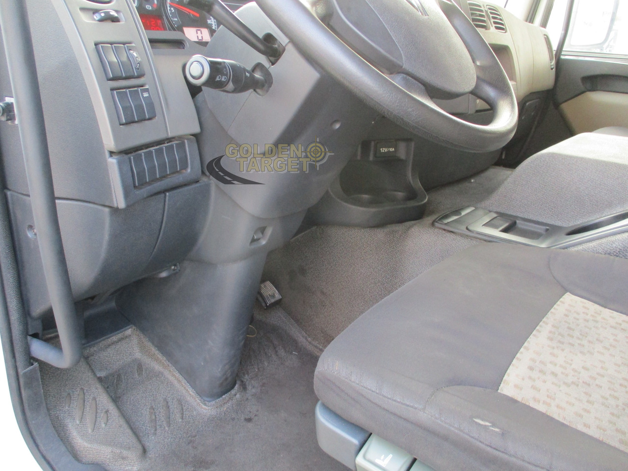 Darus autó RENAULT Kerax 380 6×4 Crane Truck: 18 kép.