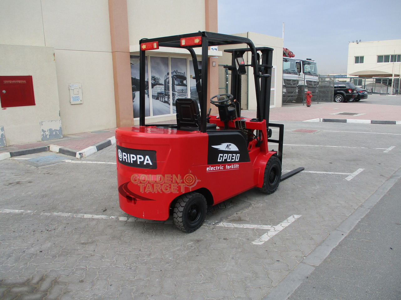 RIPPA GPD30 3 Electric Forklift - Elektromos targonca: 3 kép. RIPPA GPD30 3 Electric Forklift - Elektromos targonca: 3 kép.