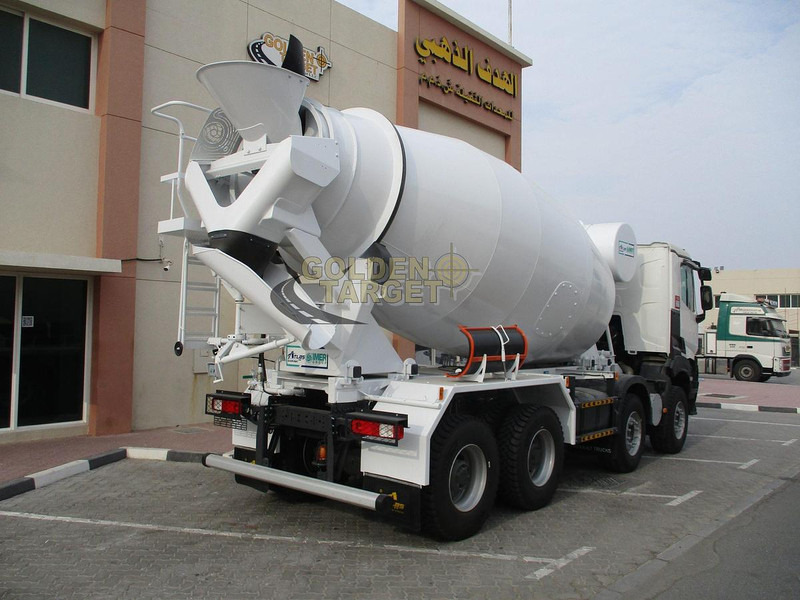 Renault K420 - Betonmixer: 3 kép. Renault K420 - Betonmixer: 3 kép.