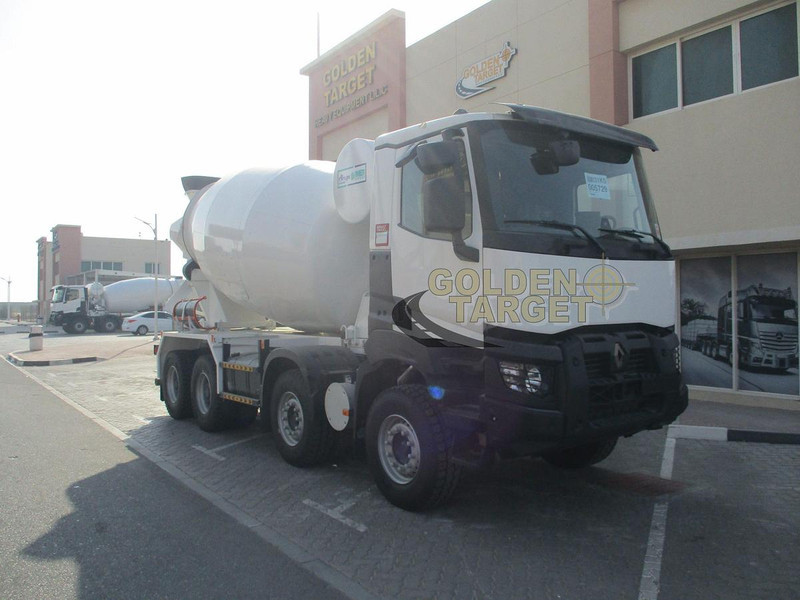 Renault K420 - Betonmixer: 1 kép. Renault K420 - Betonmixer: 1 kép.