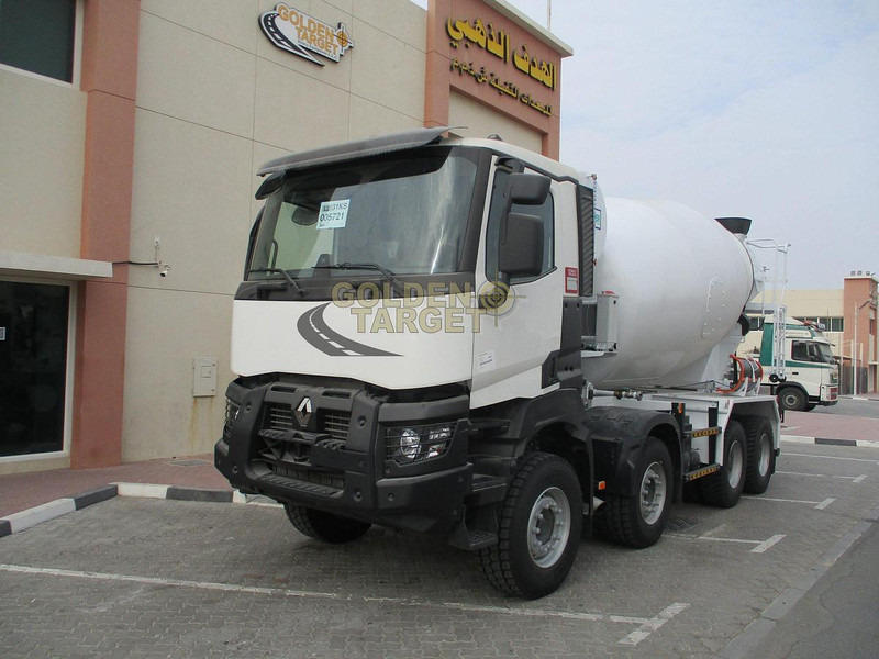 Renault K420 - Betonmixer: 2 kép. Renault K420 - Betonmixer: 2 kép.