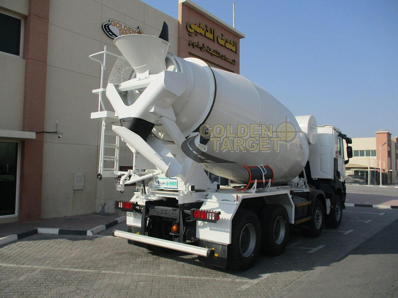 Renault K420 - Betonmixer: 3 kép. Renault K420 - Betonmixer: 3 kép.