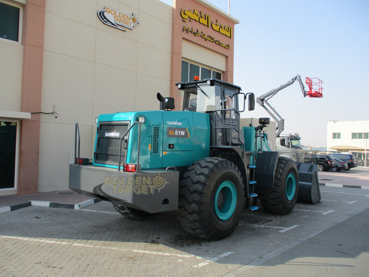 SUNWARD SL61W Wheel Loader - Gumikerekes homlokrakodó: 3 kép. SUNWARD SL61W Wheel Loader - Gumikerekes homlokrakodó: 3 kép.