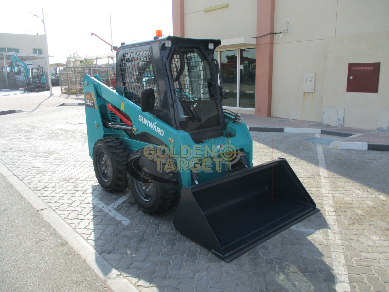 SUNWARD SWL 2820 Skid Steer Loader - Mini homlokrakodó: 1 kép. SUNWARD SWL 2820 Skid Steer Loader - Mini homlokrakodó: 1 kép.