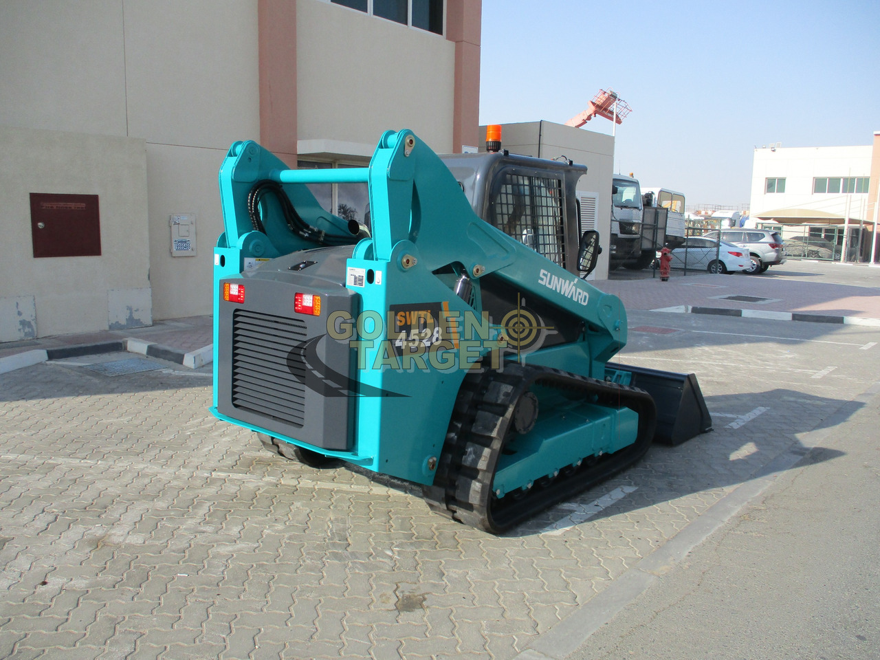 SUNWARD SWTL 4528 Rubber Tracks Skid Steer - Mini homlokrakodó: 3 kép. SUNWARD SWTL 4528 Rubber Tracks Skid Steer - Mini homlokrakodó: 3 kép.