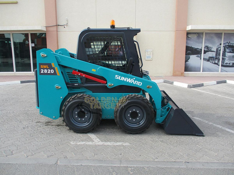 Sunward SWL 2820 Skid Steer Loader - Rakodógép: 5 kép. Sunward SWL 2820 Skid Steer Loader - Rakodógép: 5 kép.