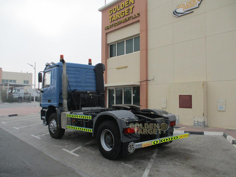 Mercedes-Benz Actros 1840 - Teherautó: 4 kép. Mercedes-Benz Actros 1840 - Teherautó: 4 kép.