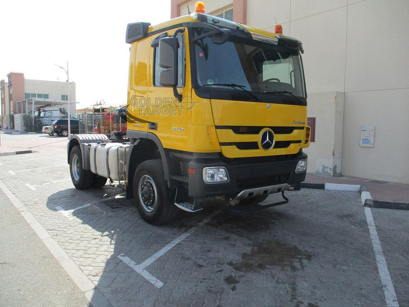 Mercedes-Benz Actros 2048 - Teherautó: 1 kép. Mercedes-Benz Actros 2048 - Teherautó: 1 kép.