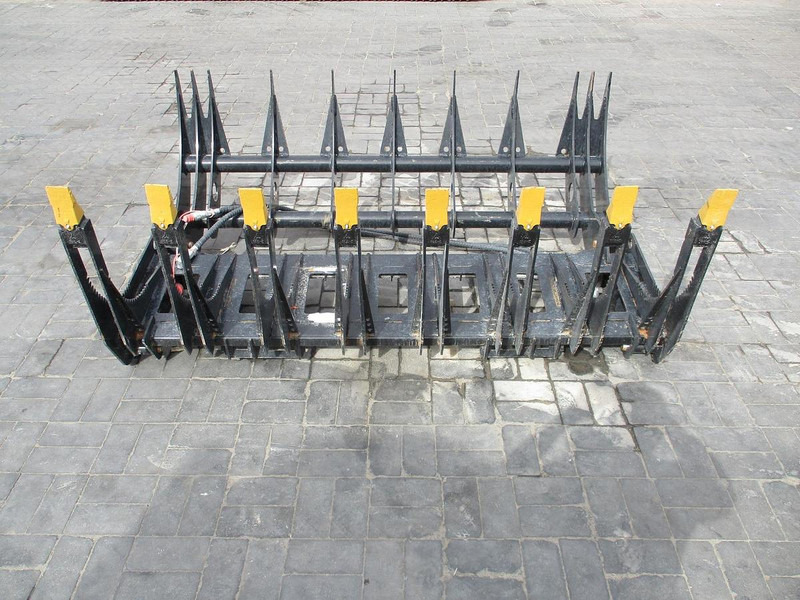 Future FT-CWG72 - Rakodógép: 2 kép. Future FT-CWG72 - Rakodógép: 2 kép.