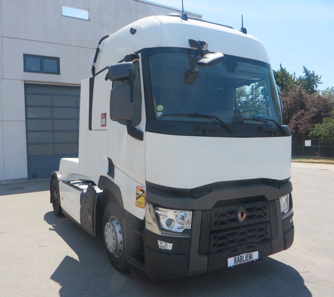 Renault T480 SC 4x2Tractor, Retarder - Nyergesvontató: 2 kép. Renault T480 SC 4x2Tractor, Retarder - Nyergesvontató: 2 kép.
