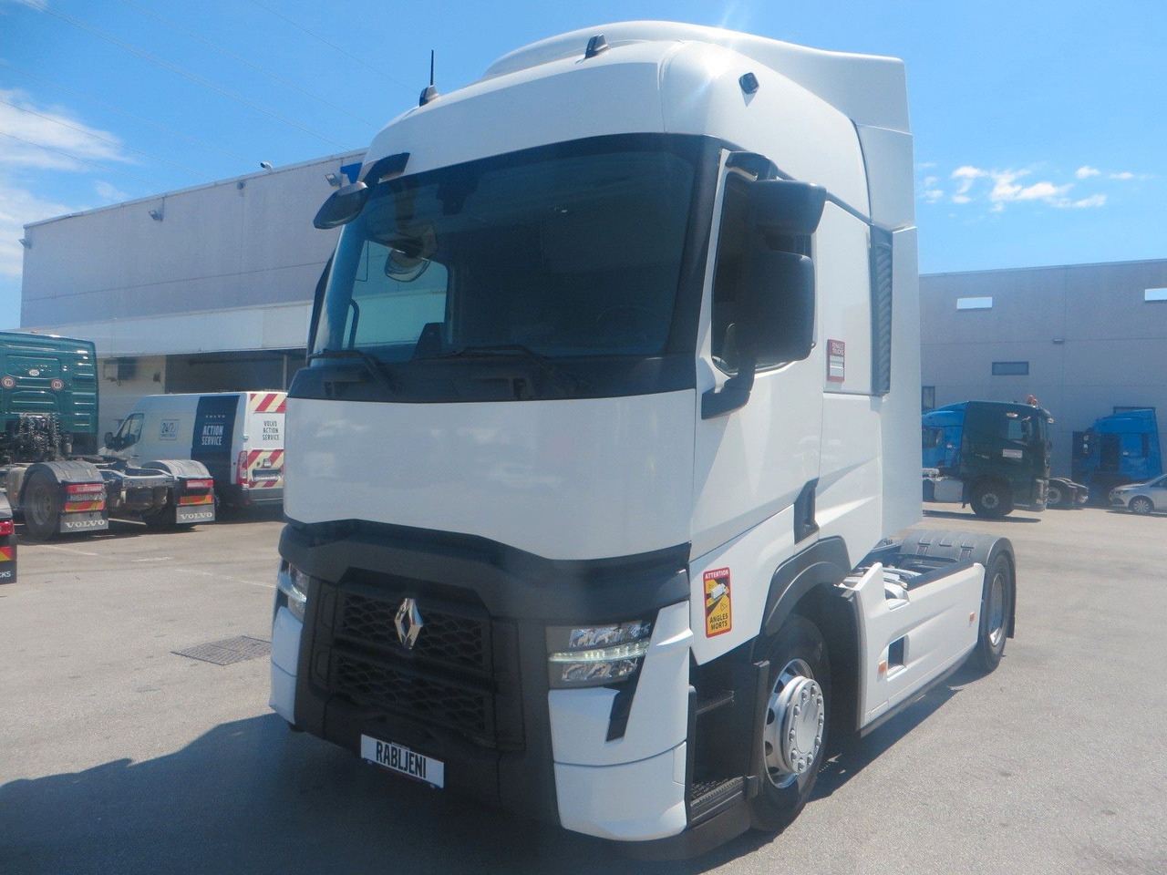 Renault T480 SC 4x2Tractor, Retarder - Nyergesvontató: 1 kép. Renault T480 SC 4x2Tractor, Retarder - Nyergesvontató: 1 kép.